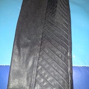 SPANX Shiny Black Leggings with Textured Detail